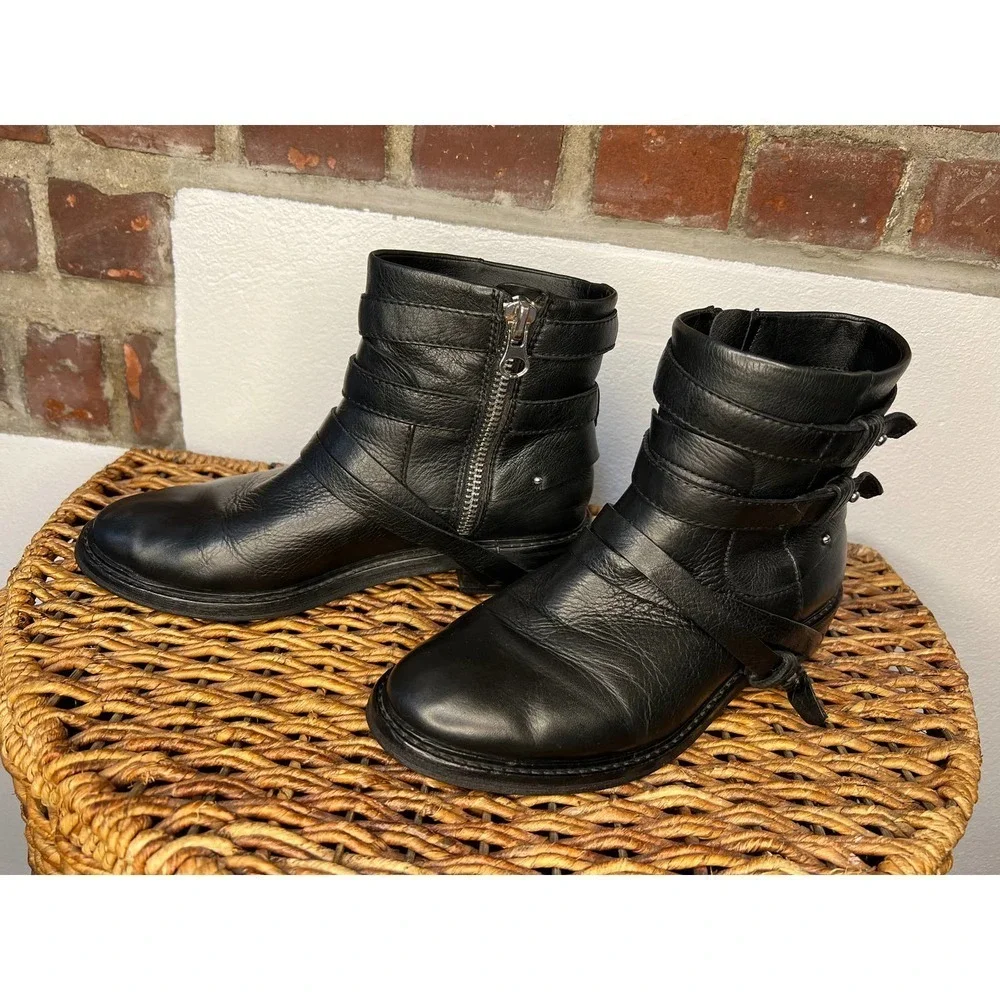 Dolce Vita Kiera Black Leather Moto Harness Ankle Boots Size 8